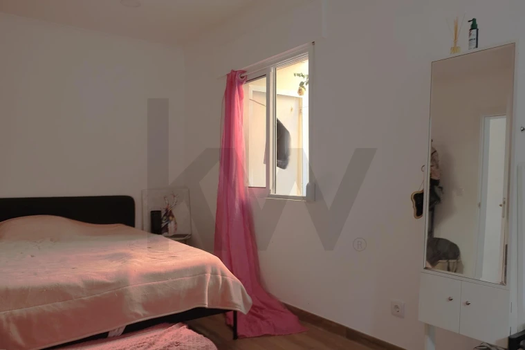 Moradia T2 para Venda em Quinta do Conde Foto 10