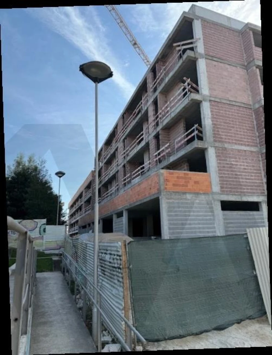 Apartamento T1 para Venda em Moreira Foto 12