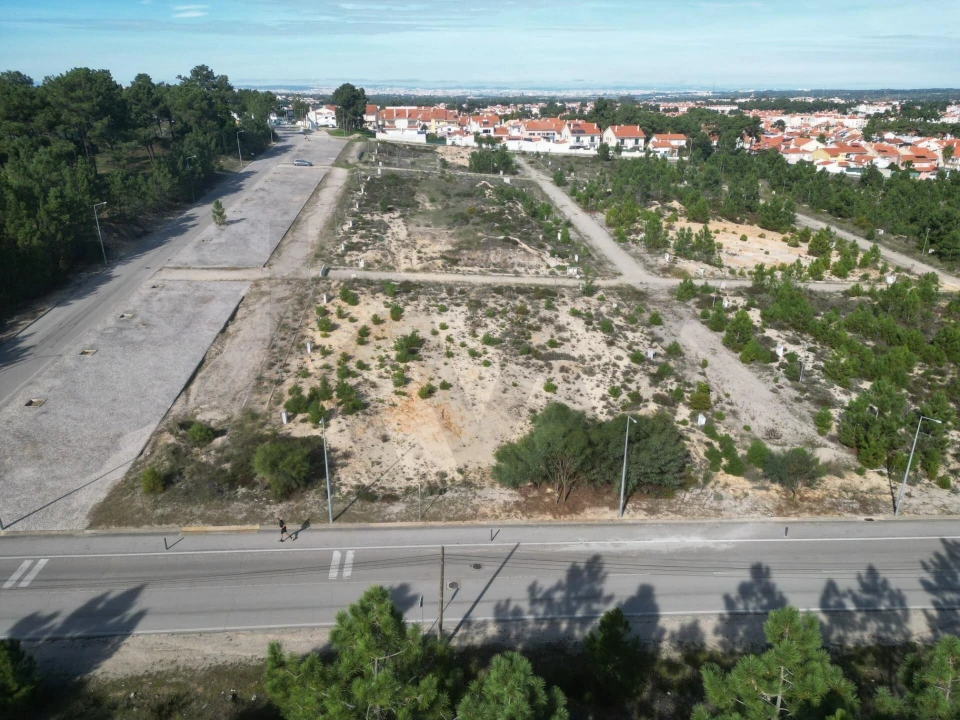 Terreno para Venda em Quinta do Conde Foto 1
