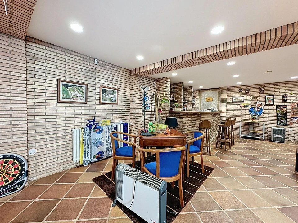 Moradia T3 para Venda em São Roque Foto 59