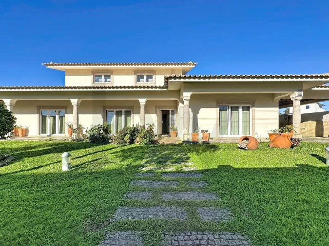 Moradia T3 para Venda em São Roque