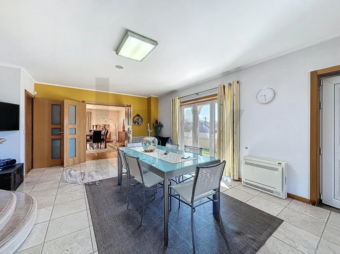 Moradia T3 para Venda em São Roque Foto 22