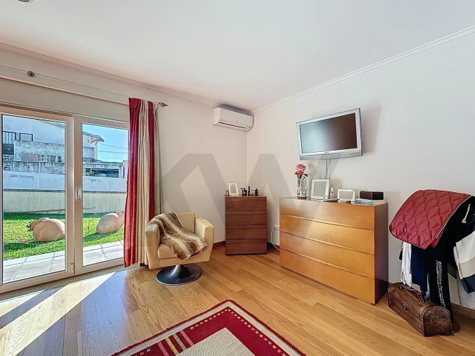 Moradia T3 para Venda em São Roque Foto 32