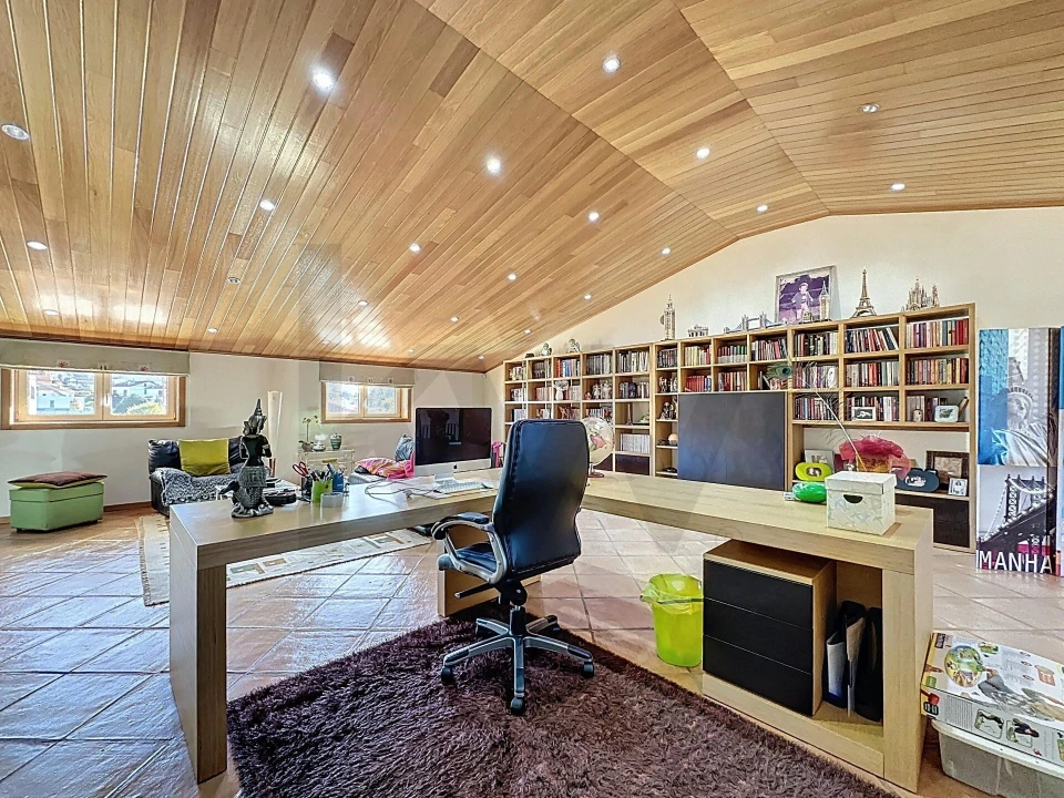 Moradia T3 para Venda em São Roque Foto 49