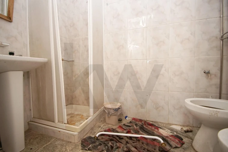 Prédio para Venda em Abrantes (São Vicente e São João) e Alferrarede Foto 10