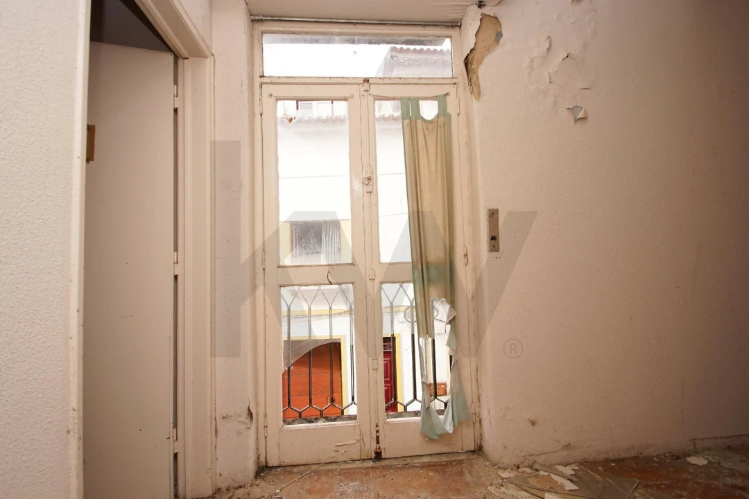 Prédio para Venda em Abrantes (São Vicente e São João) e Alferrarede Foto 6