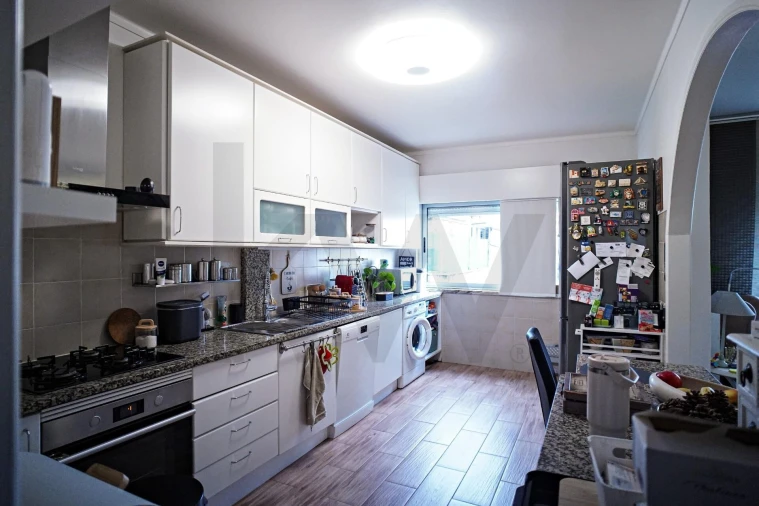 Apartamento T3 para Venda em São João Baptista Foto 4