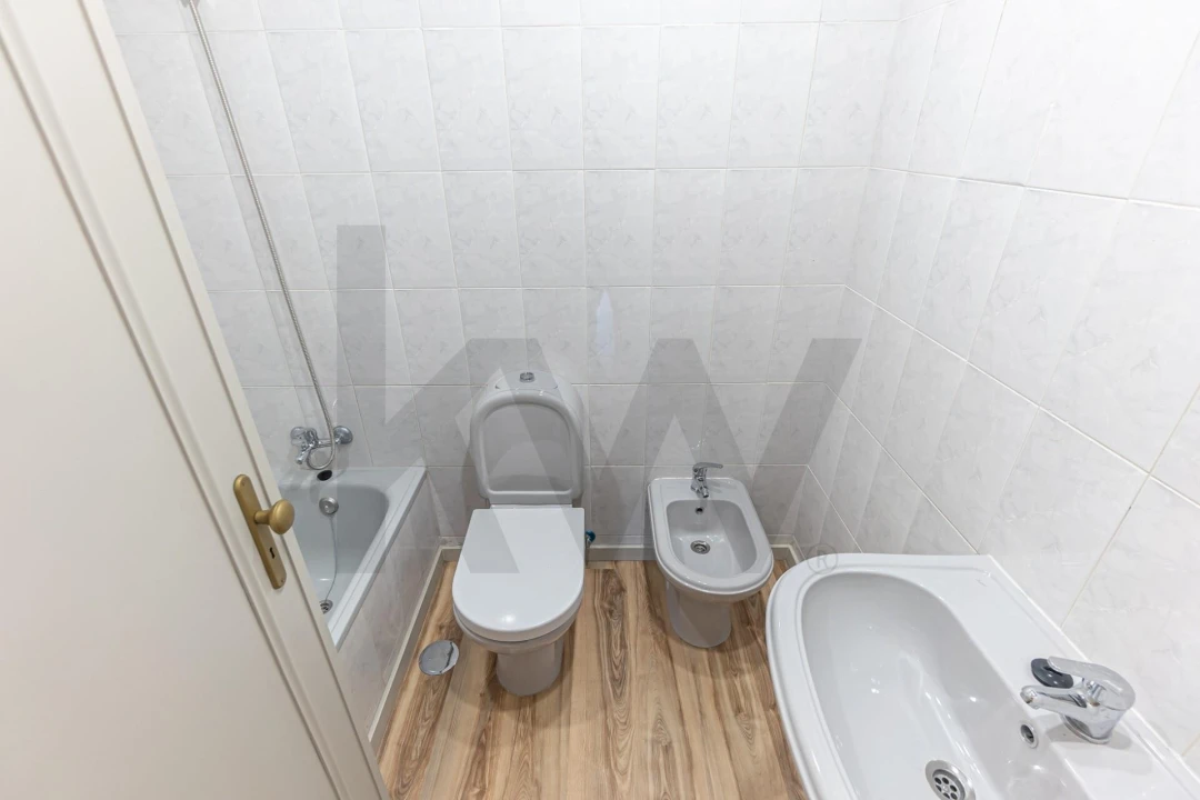 Apartamento T1 para Arrendamento em Mafamude e Vilar do Paraíso Foto 5