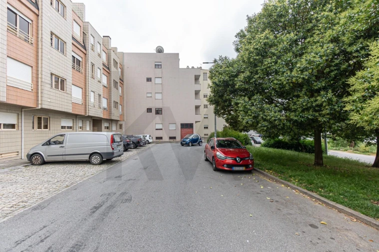 Apartamento T1 para Arrendamento em Mafamude e Vilar do Paraíso Foto 21