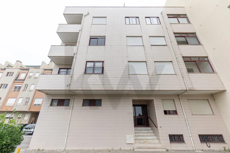 Apartamento T1 para Arrendamento em Mafamude e Vilar do Paraíso Foto 22