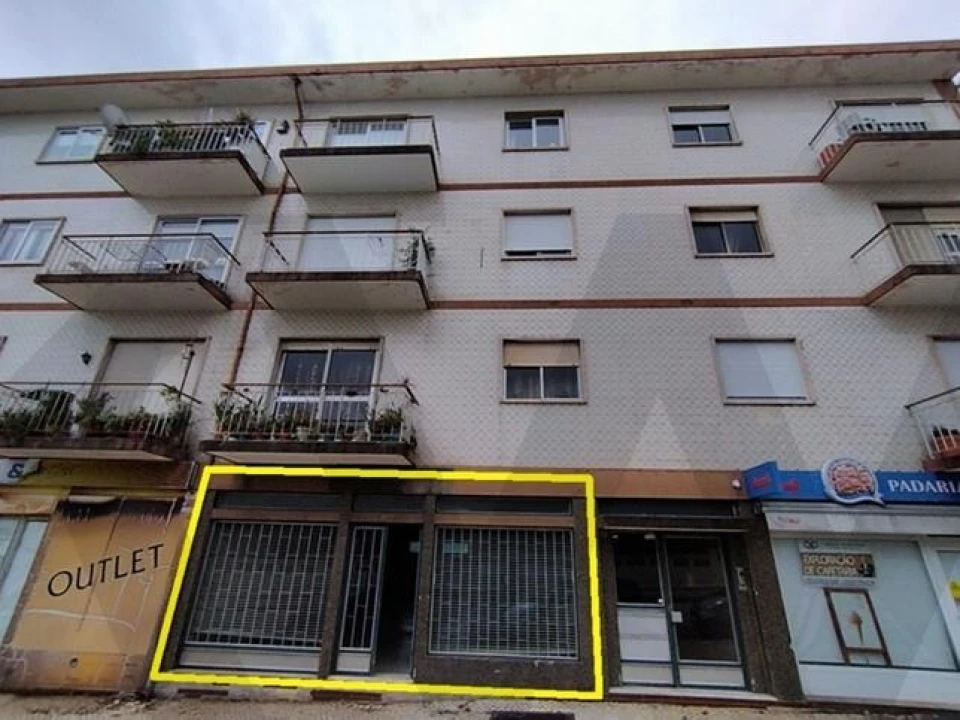 Loja para Venda em São João da Madeira Foto 2