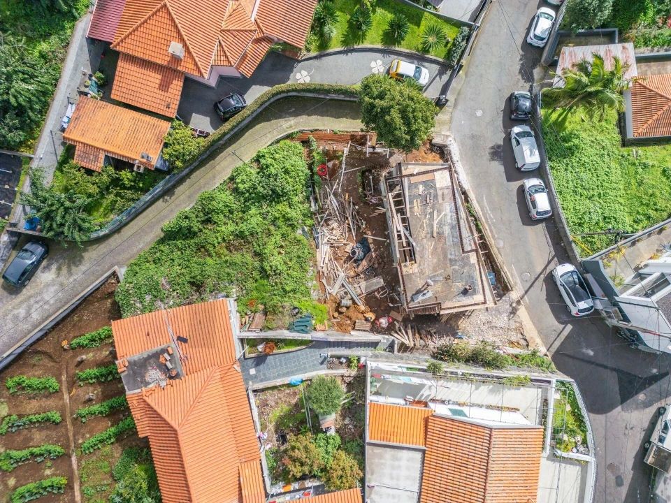 Moradia T2 para Venda em São Roque Foto 9