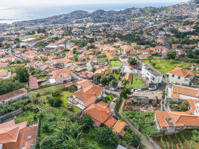 Moradia T2 para Venda em São Roque Foto 11