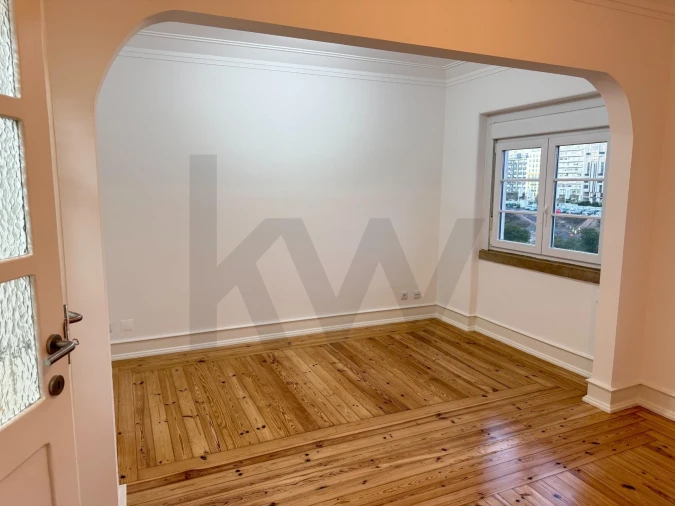 Apartamento T1 para Arrendamento em Avenidas Novas Foto 5