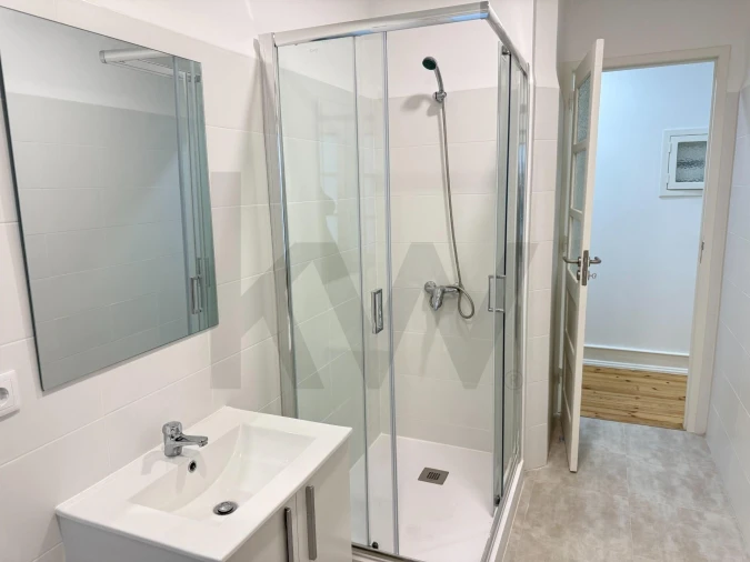 Apartamento T1 para Arrendamento em Avenidas Novas Foto 10