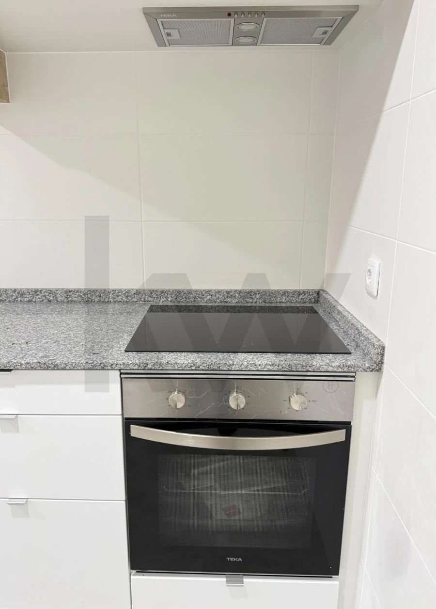 Apartamento T1 para Arrendamento em Avenidas Novas Foto 16