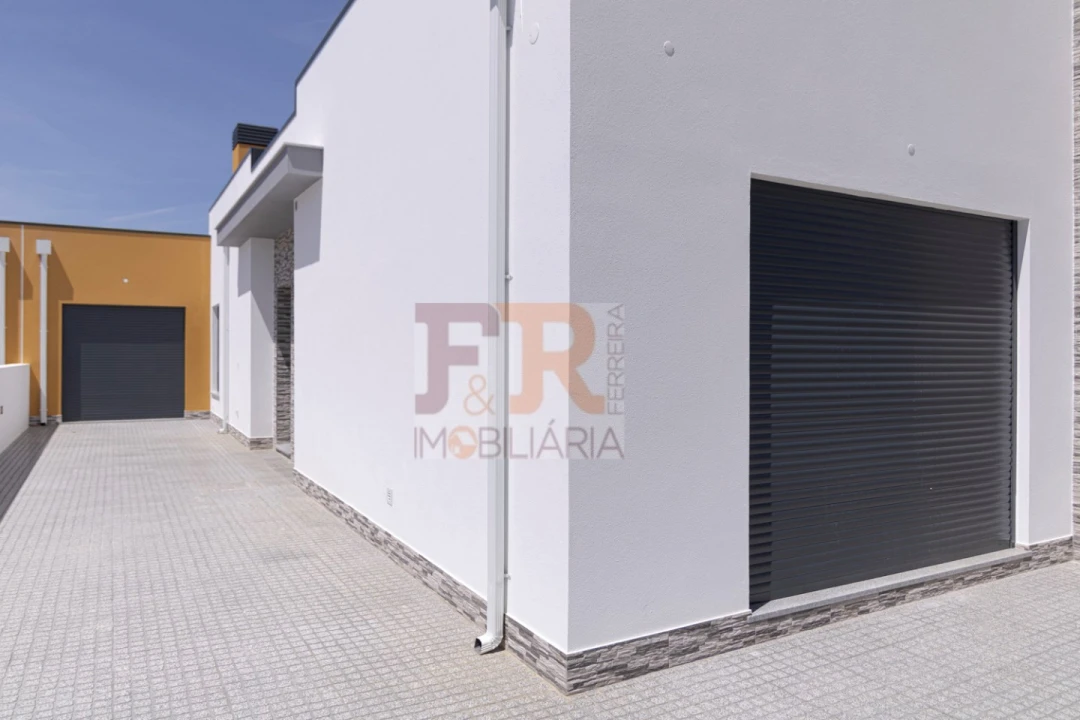 Moradia T3 para Venda em Fernao Ferro Foto 6