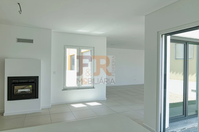 Moradia T3 para Venda em Fernao Ferro Foto 11