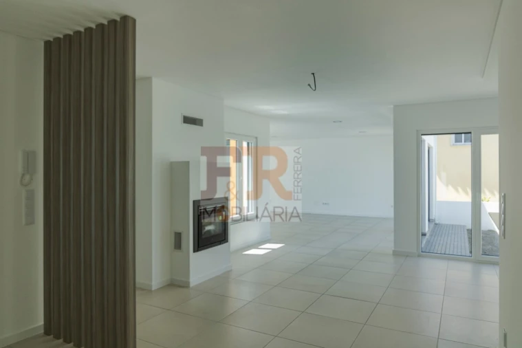 Moradia T3 para Venda em Fernao Ferro Foto 12