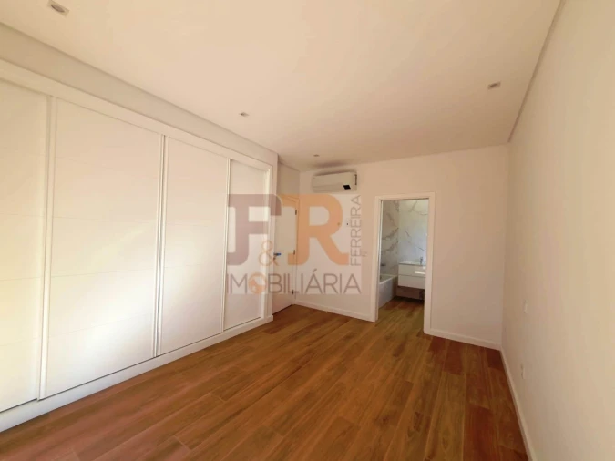 Moradia T3 para Venda em Fernao Ferro Foto 15