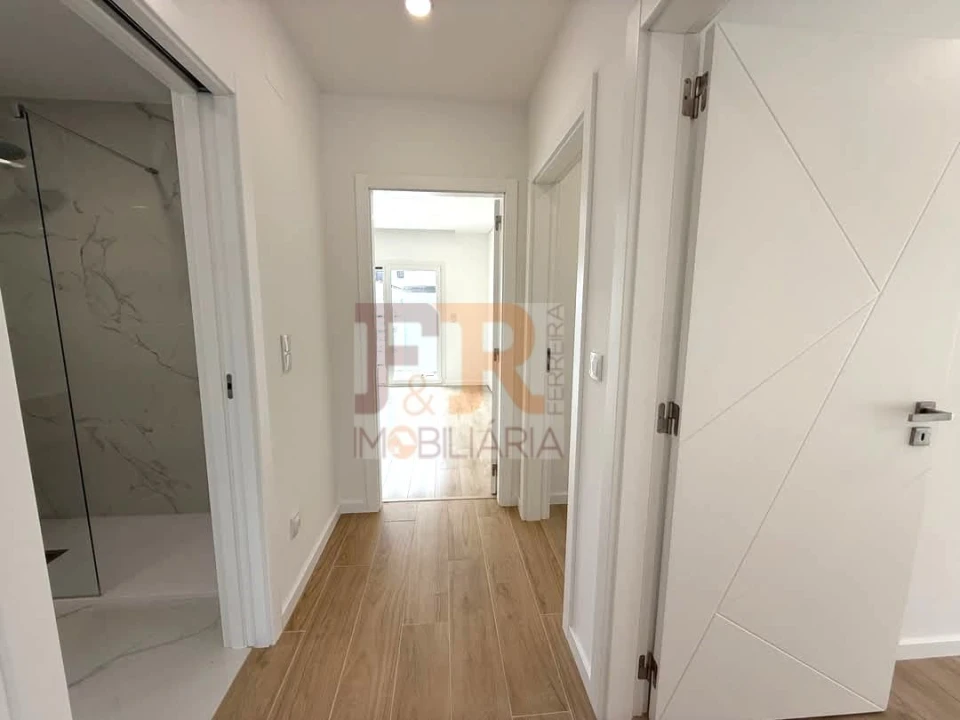 Moradia T3 para Venda em Fernao Ferro Foto 26