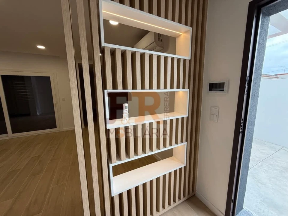 Moradia T3 para Venda em Fernao Ferro Foto 30