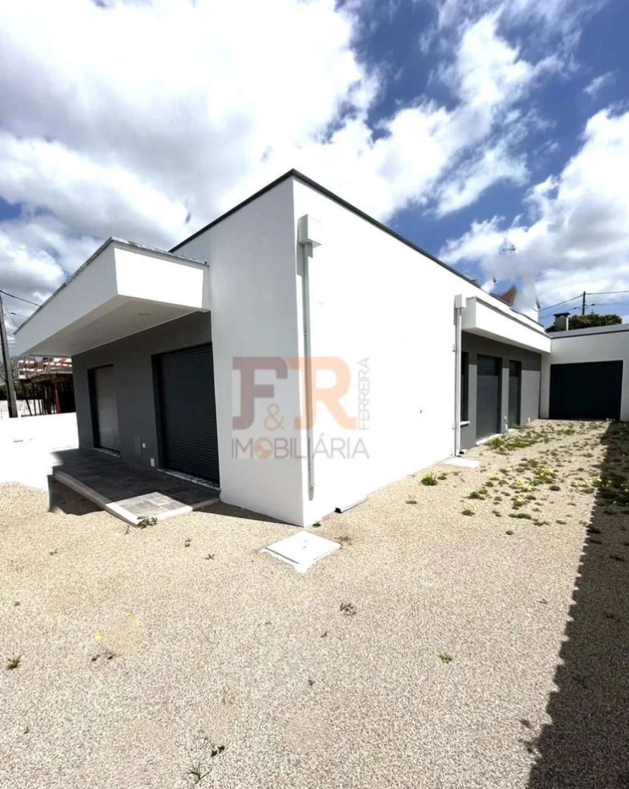 Moradia T3 para Venda em Fernao Ferro Foto 3