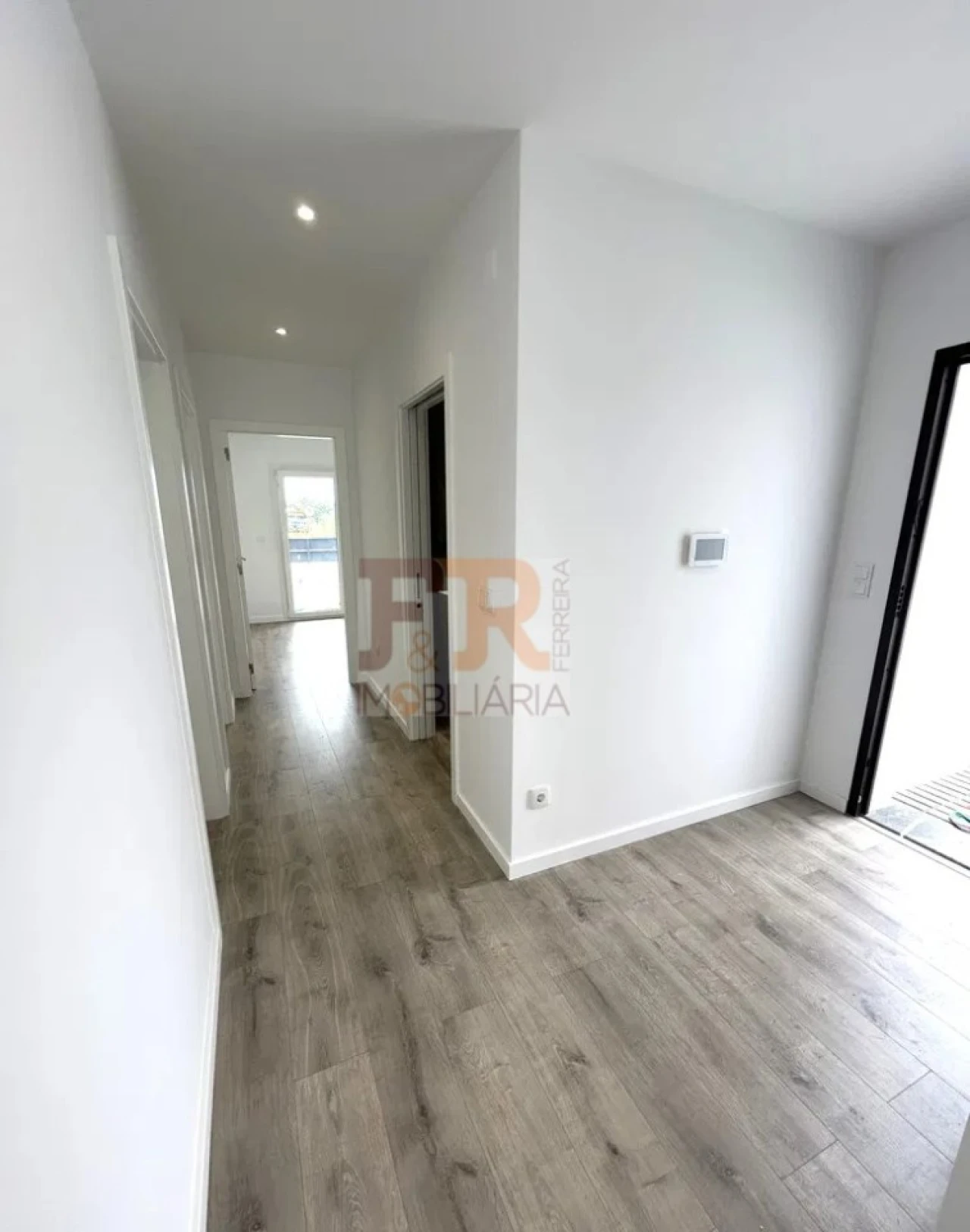 Moradia T3 para Venda em Fernao Ferro Foto 19