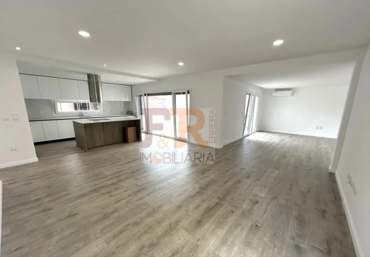 Moradia T3 para Venda em Fernao Ferro Foto 25