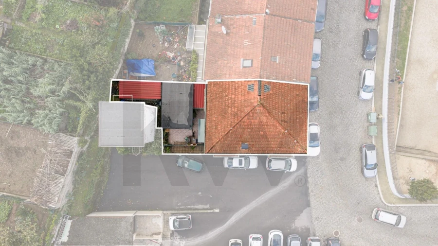 Moradia T4 para Venda em Oliveira do Douro Foto 26