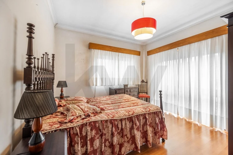 Moradia T4 para Venda em Oliveira do Douro Foto 18