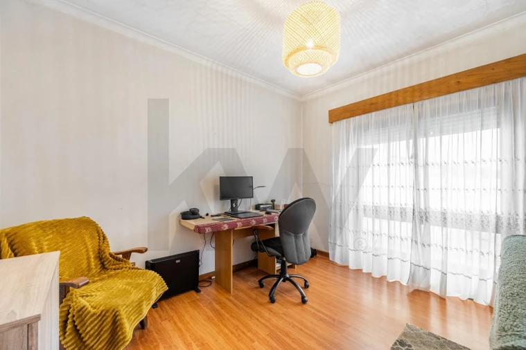 Moradia T4 para Venda em Oliveira do Douro Foto 25