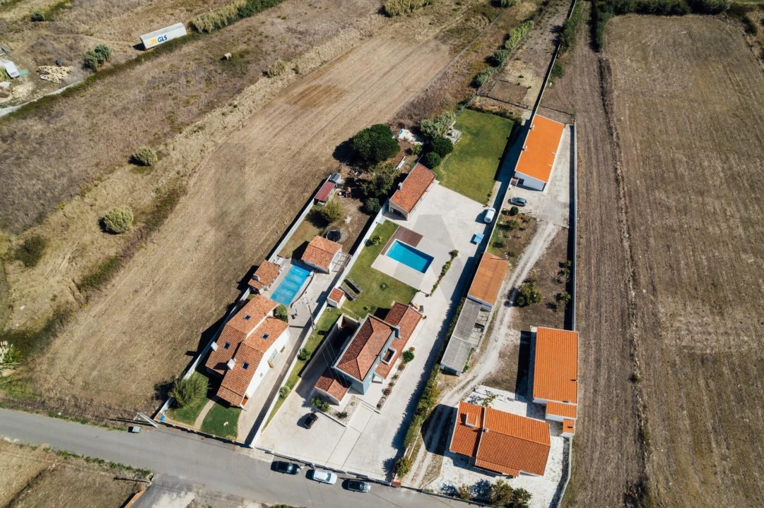 Quinta T4 para Venda em Santa Maria e São Miguel, São Martinho, São Pedro Penaferrim Foto 36