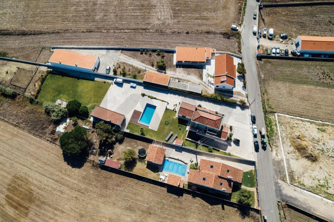 Quinta T4 para Venda em Santa Maria e São Miguel, São Martinho, São Pedro Penaferrim Foto 41