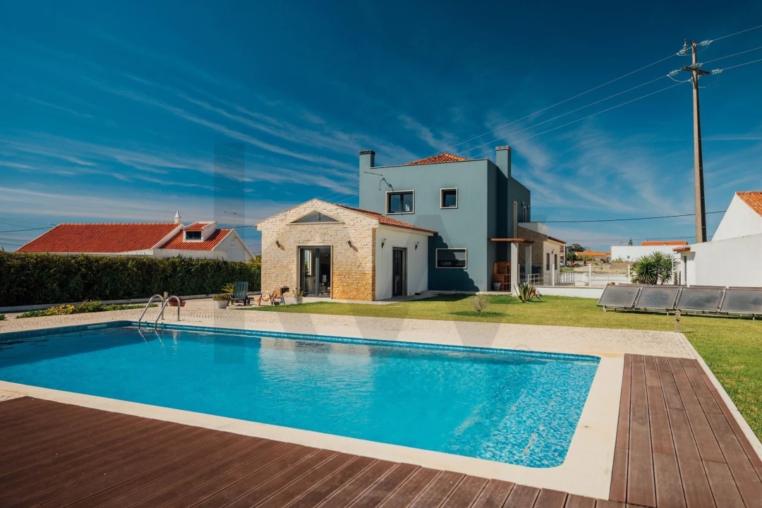 Quinta T4 para Venda em Santa Maria e São Miguel, São Martinho, São Pedro Penaferrim Foto 1