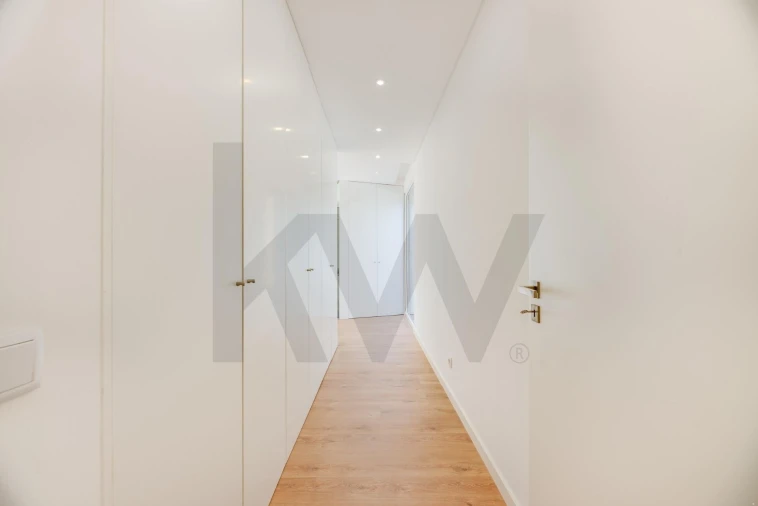 Moradia T4 para Venda em São Domingos de Rana Foto 8