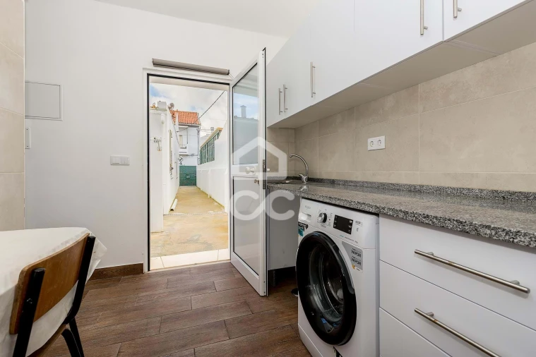 Moradia T3 para Venda em Bacelo e Senhora da Saúde Foto 18