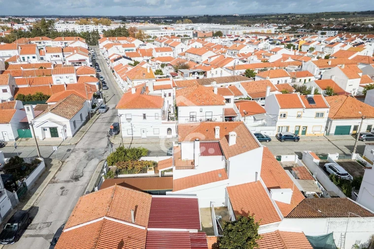 Moradia T3 para Venda em Bacelo e Senhora da Saúde Foto 35