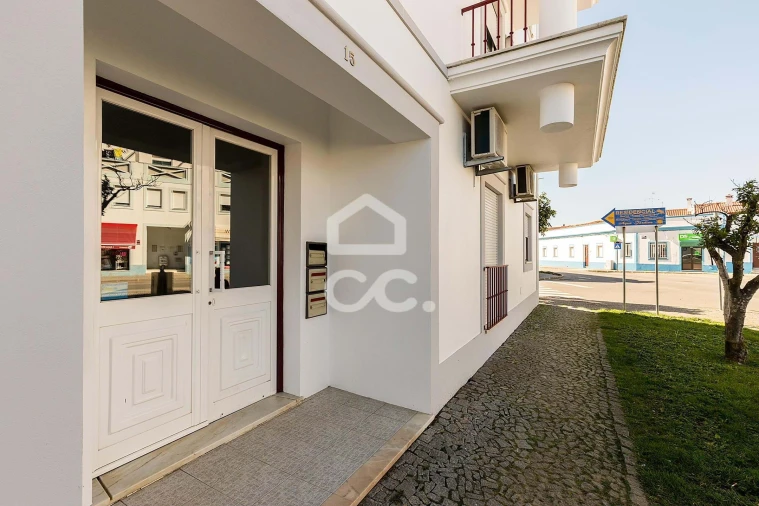 Apartamento T3 para Venda em Reguengos de Monsaraz Foto 40