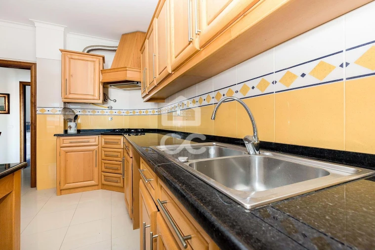 Apartamento T3 para Venda em Reguengos de Monsaraz Foto 8