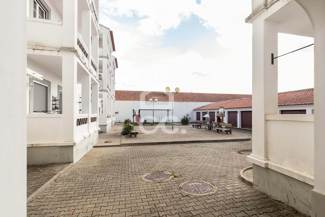 Apartamento T3 para Venda em Reguengos de Monsaraz Foto 24