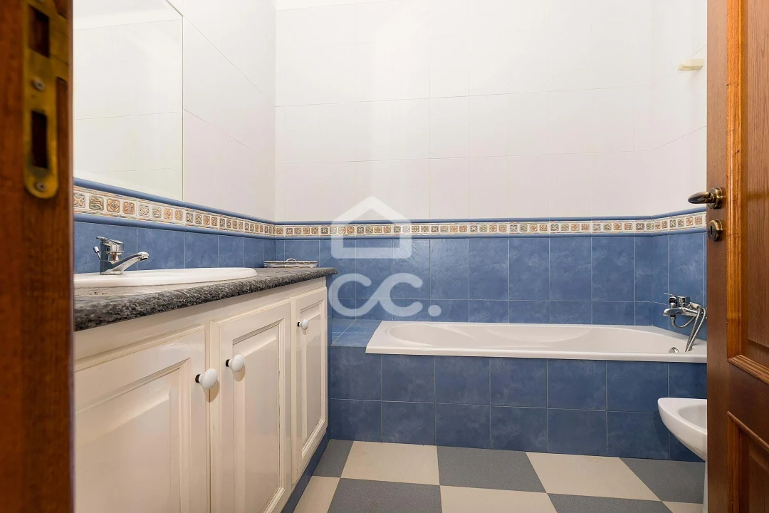 Apartamento T3 para Venda em Reguengos de Monsaraz Foto 17