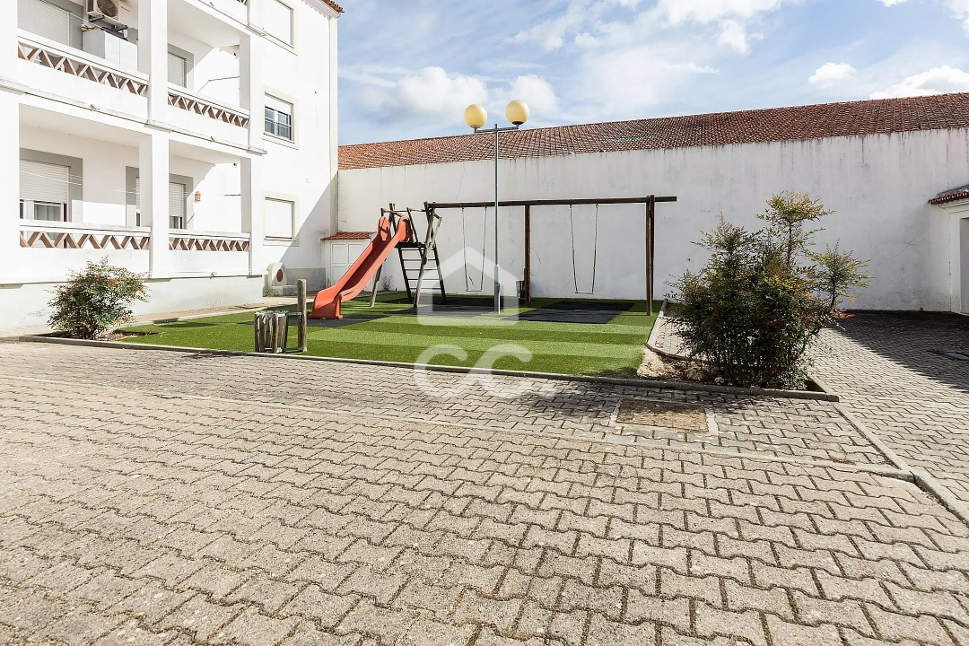 Apartamento T3 para Venda em Reguengos de Monsaraz Foto 27