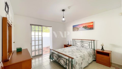 Moradia T2 para Venda em Quarteira