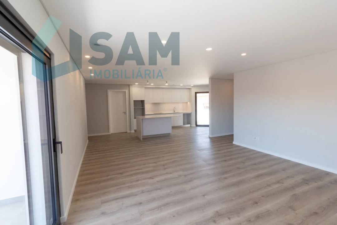 Apartamento T3 para Venda em Lourinhã e Atalaia Foto 9