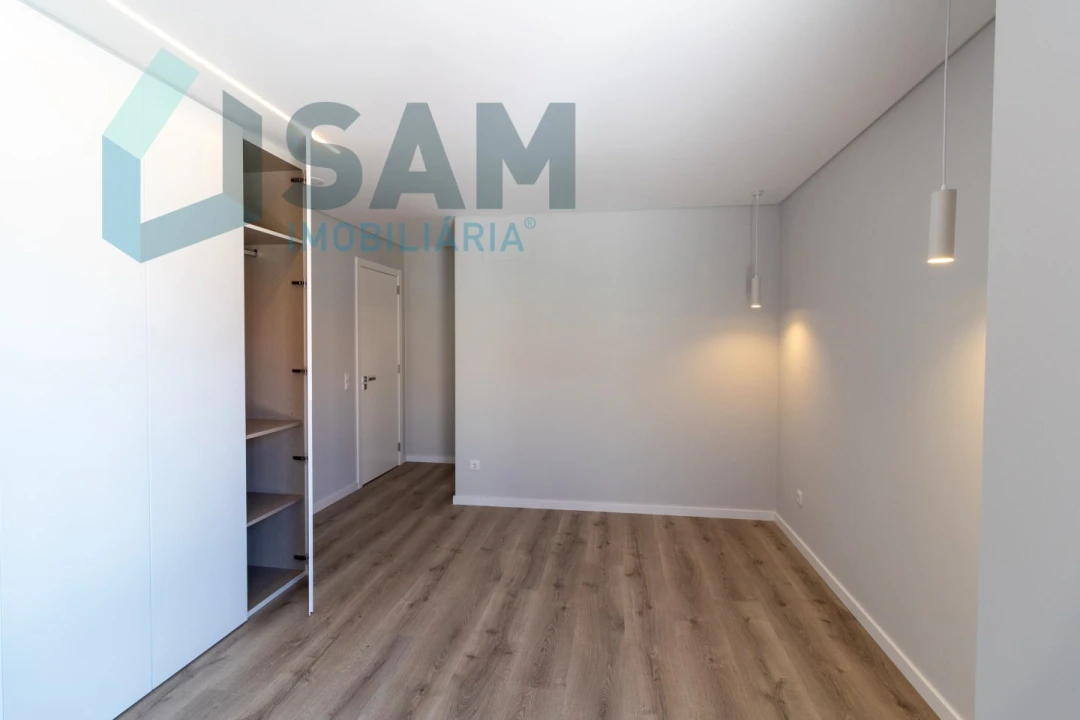 Apartamento T3 para Venda em Lourinhã e Atalaia Foto 14
