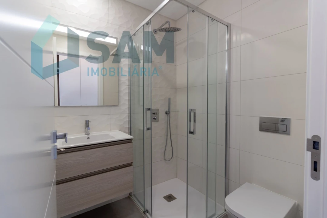 Apartamento T3 para Venda em Lourinhã e Atalaia Foto 19