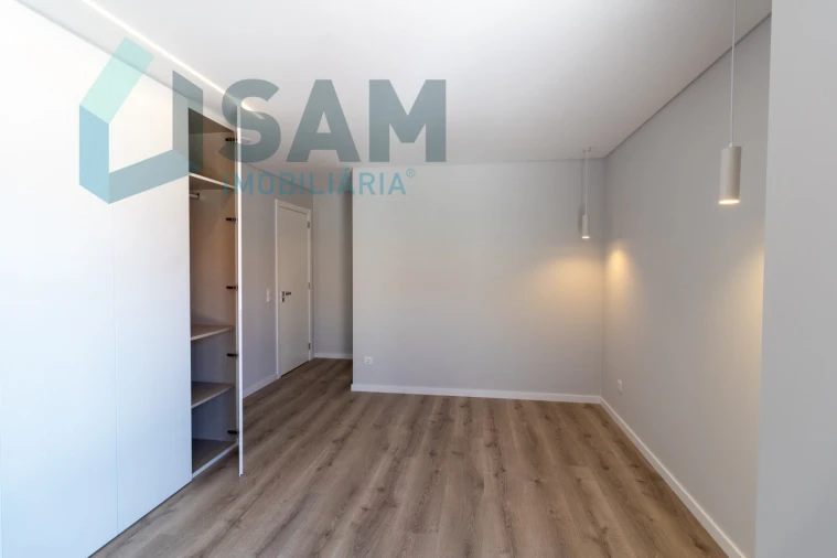 Apartamento T3 para Venda em Lourinhã e Atalaia Foto 14