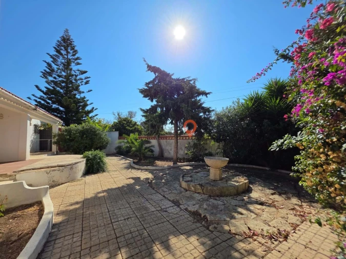 Moradia T3 para Venda em Luz Foto 25