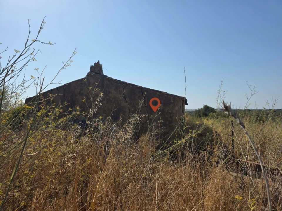 Terreno para Venda em Lagos (São Sebastião e Santa Maria) Foto 9